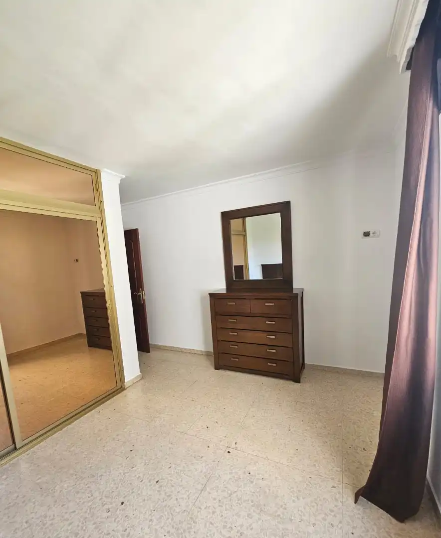 Habitación de Piso de alquiler en Benalmádena con Terraza, Amueblado y Horno