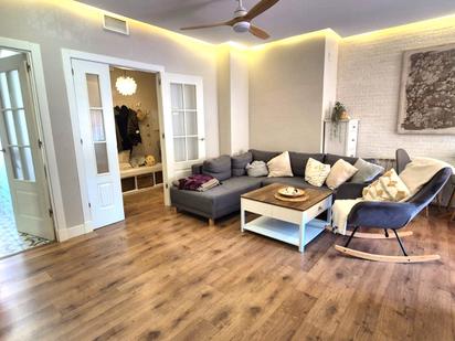 Living room of Flat for sale in Badajoz Capital  with Air Conditioner, Heating and Parquet flooring