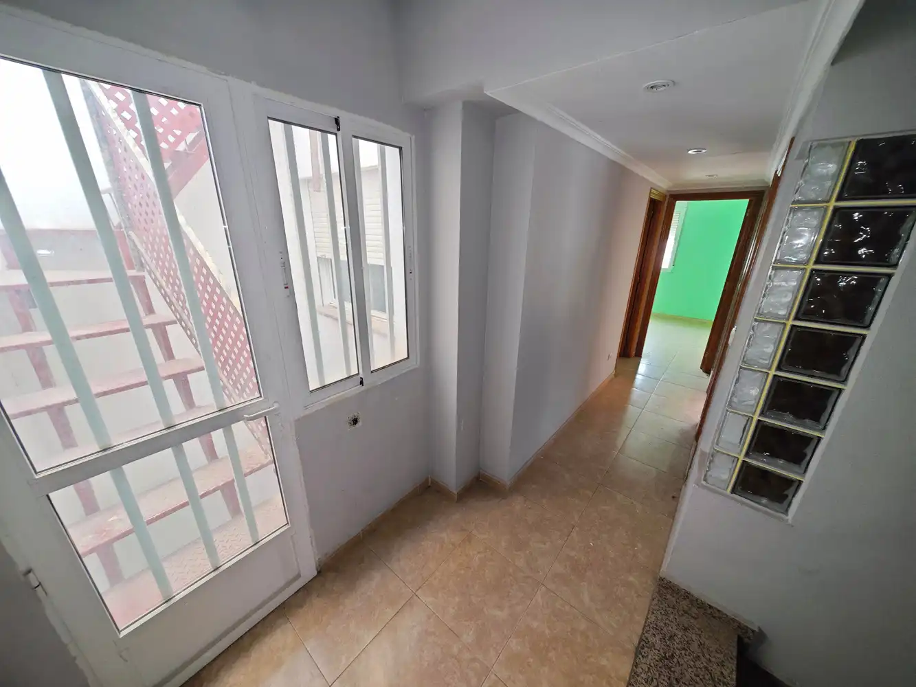 Casa adosada en venta en Granja de Rocamora con Terraza y Trastero