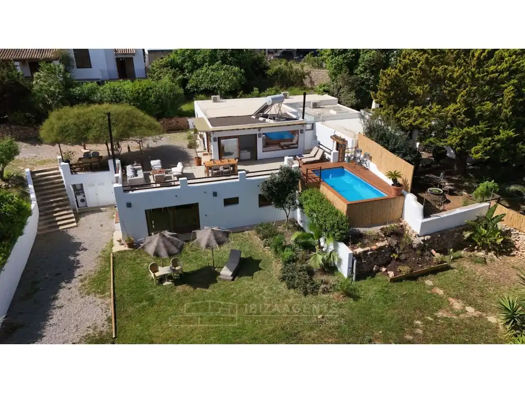 Exterior view of Houses for sale in Santa Eulària des Riu  with Air Conditioner, Terrace and TV