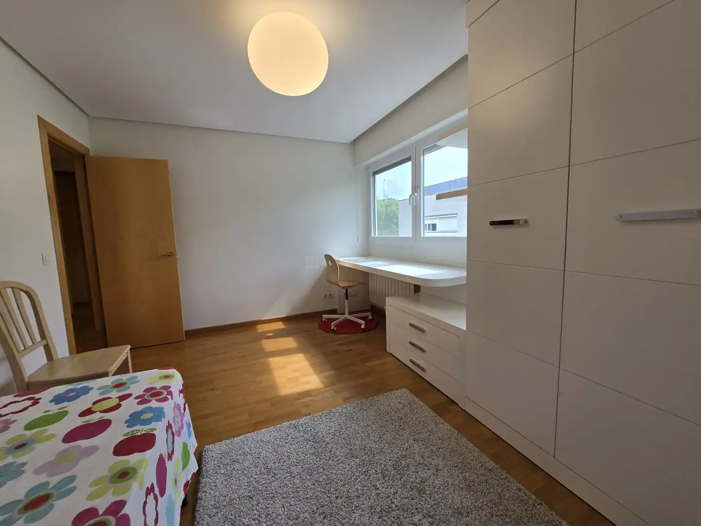Bedroom of Flat for sale in  Logroño  with Air Conditioner, Heating and Storage room