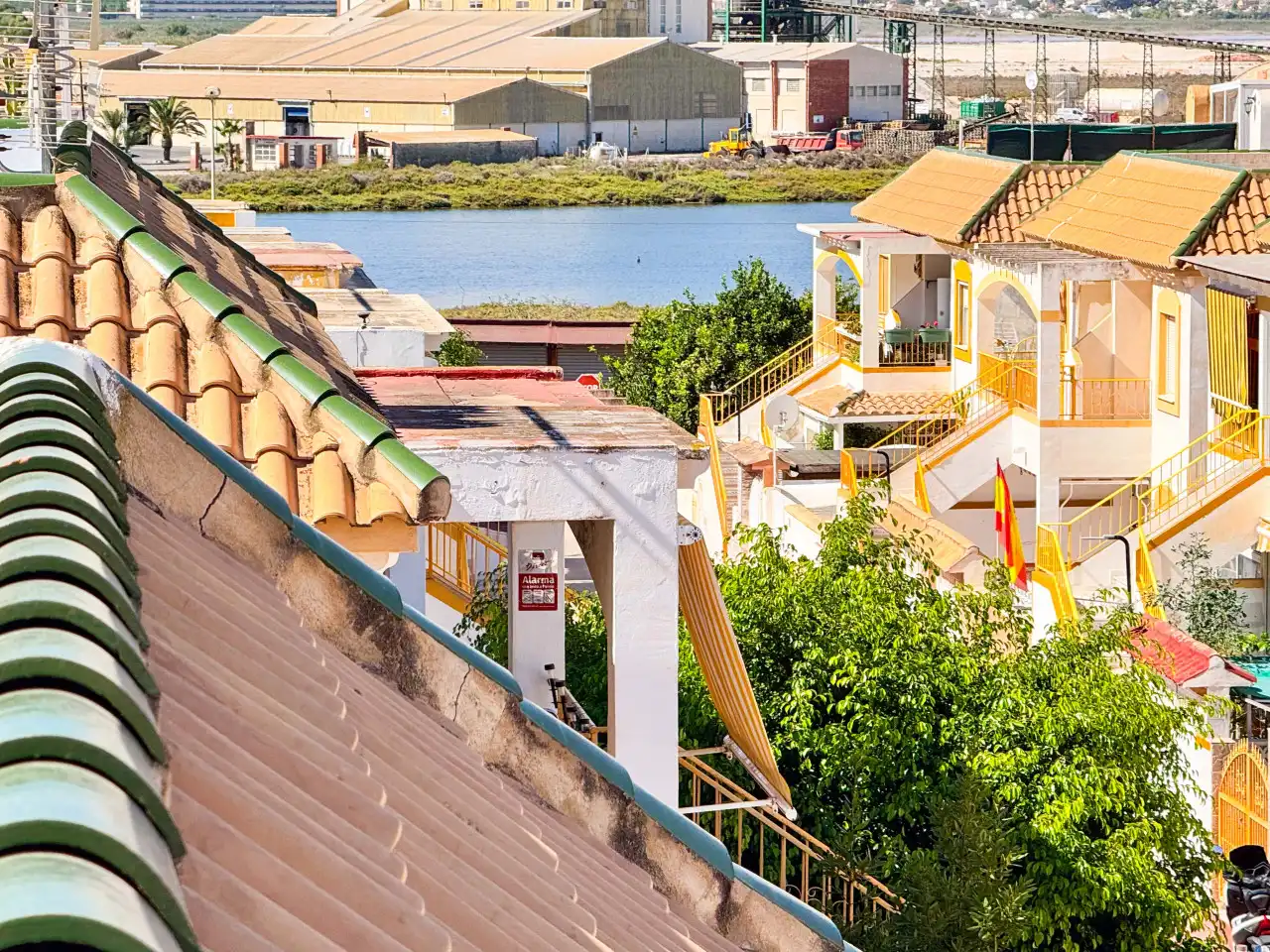 Vista exterior de Casa o chalet en venta en Torrevieja con Aire acondicionado, Calefacción y Terraza