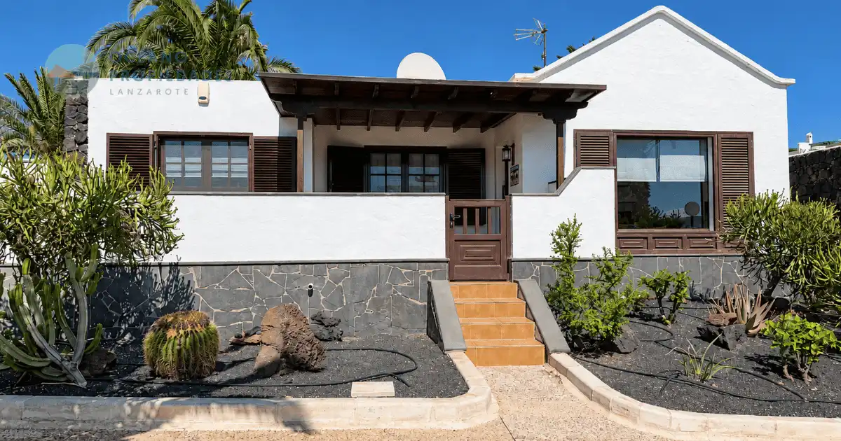 Vista exterior de Casa o chalet en venta en Costa Teguise