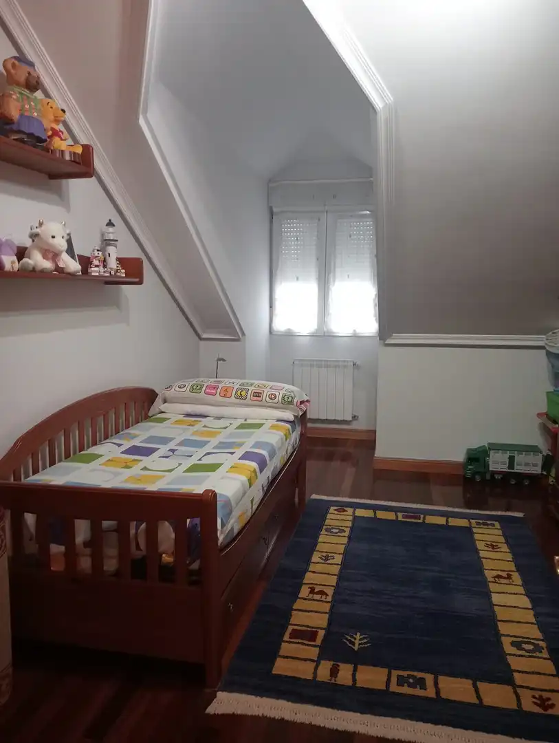 Bedroom of Duplexes for sale in Torrelavega   with Air Conditioner, Heating and Storage room