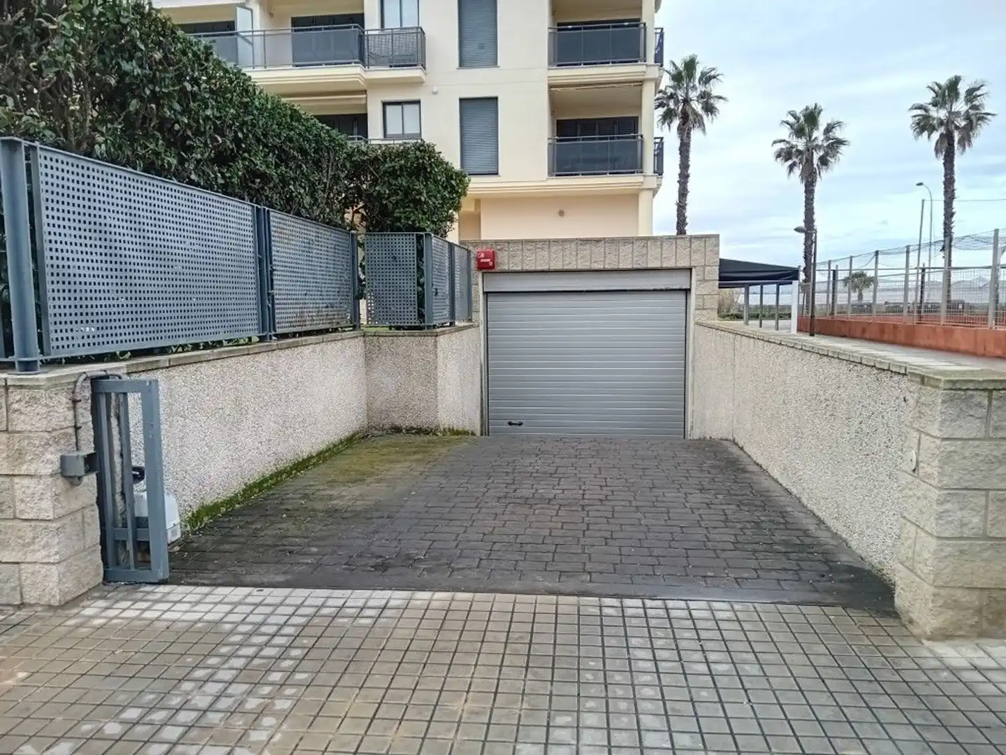 Aparcament de Pis en venda en Valencia amb Aire condicionat, Calefacció i Jardí privat