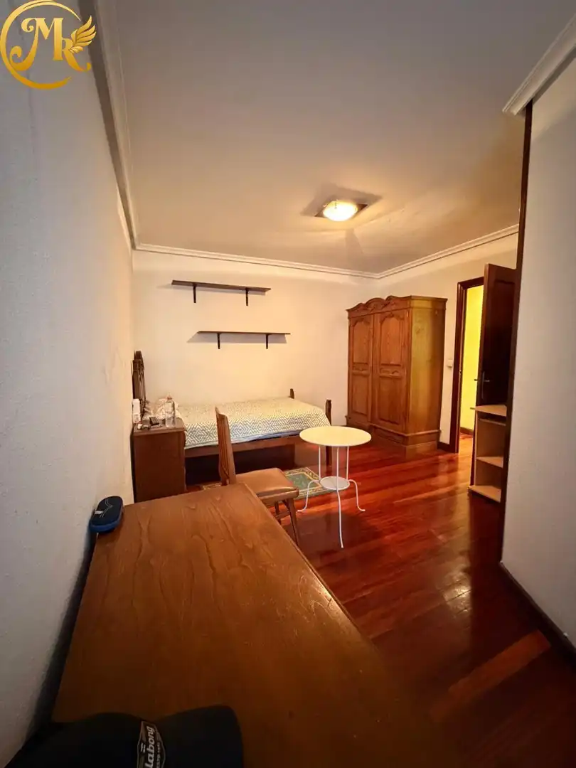 Habitación de Piso en venta en Santander con Calefacción, Terraza y Trastero