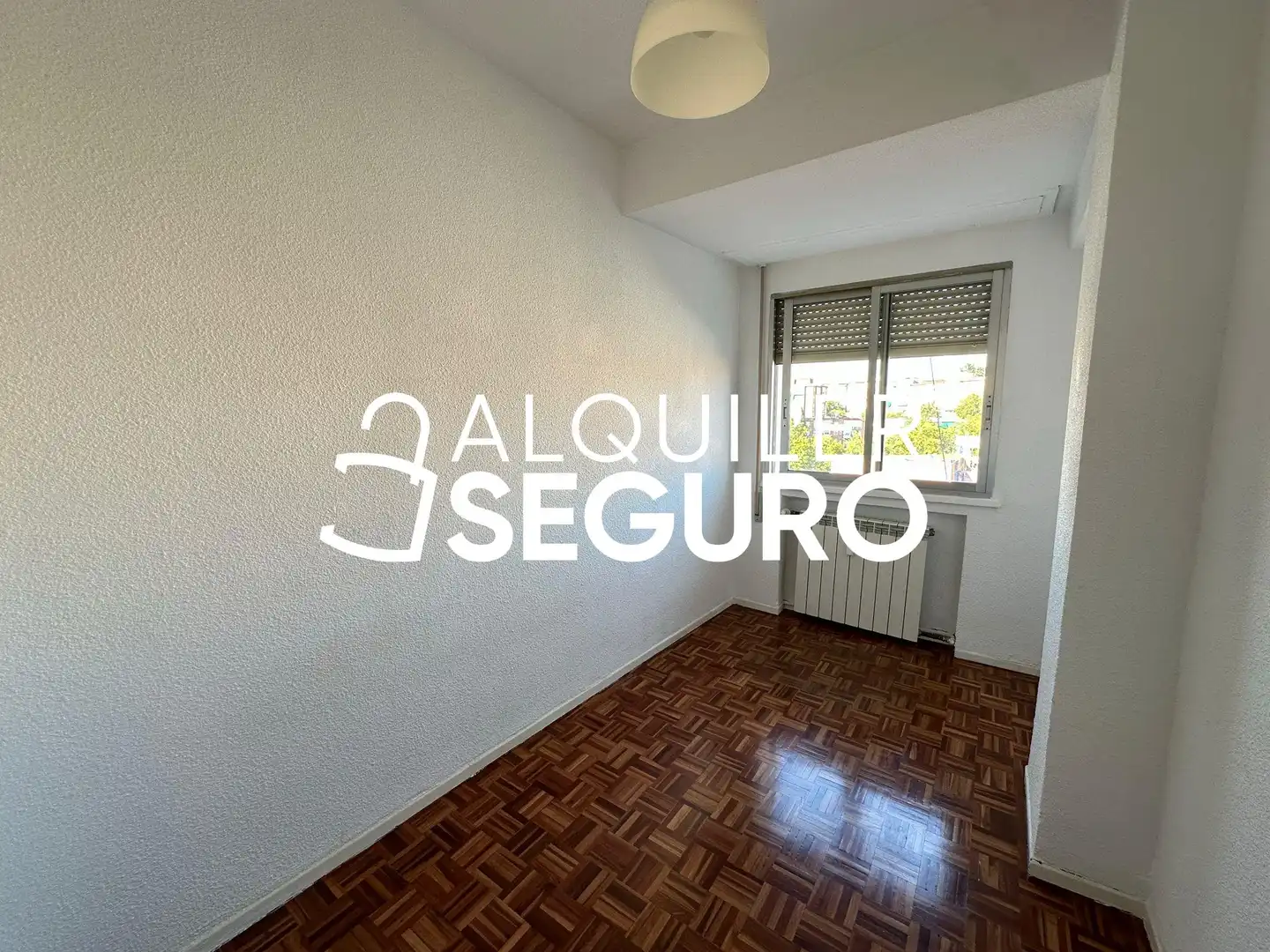 Habitación de Piso de alquiler en Madrid con Calefacción y Terraza