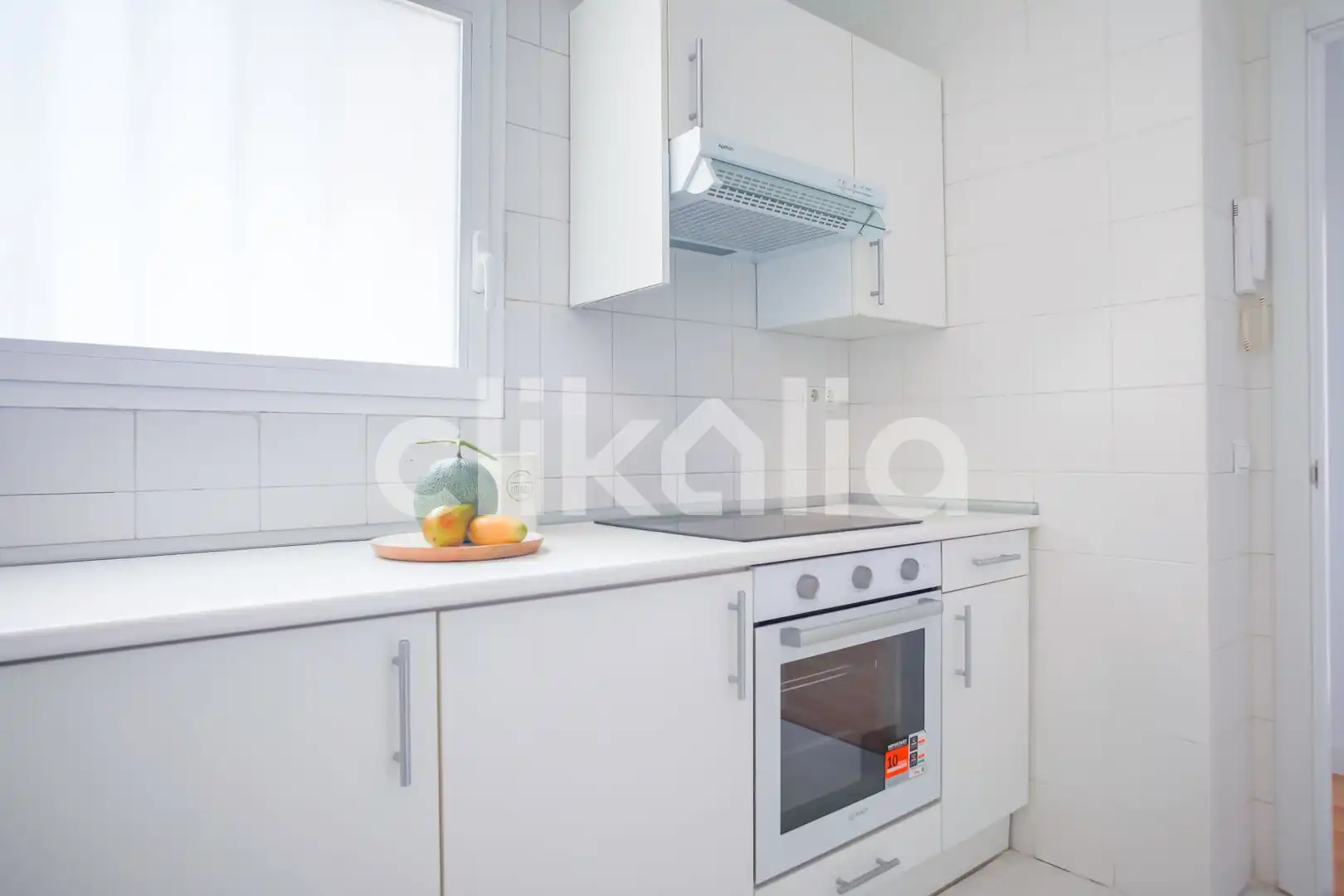Kitchen of Flat for sale in Madrid  with Heating, Terrace and Storage room