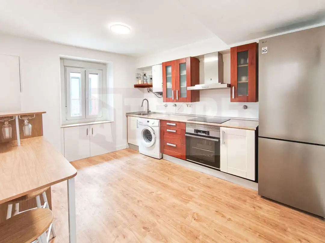 Cocina de Piso en venta en Errenteria con Amueblado y Balcón