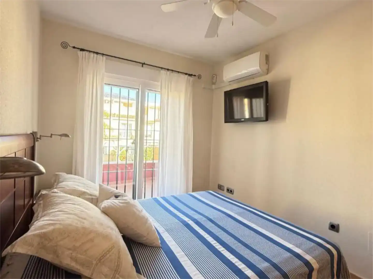 Bedroom of Flat for sale in Pilar de la Horadada  with Air Conditioner and Balcony