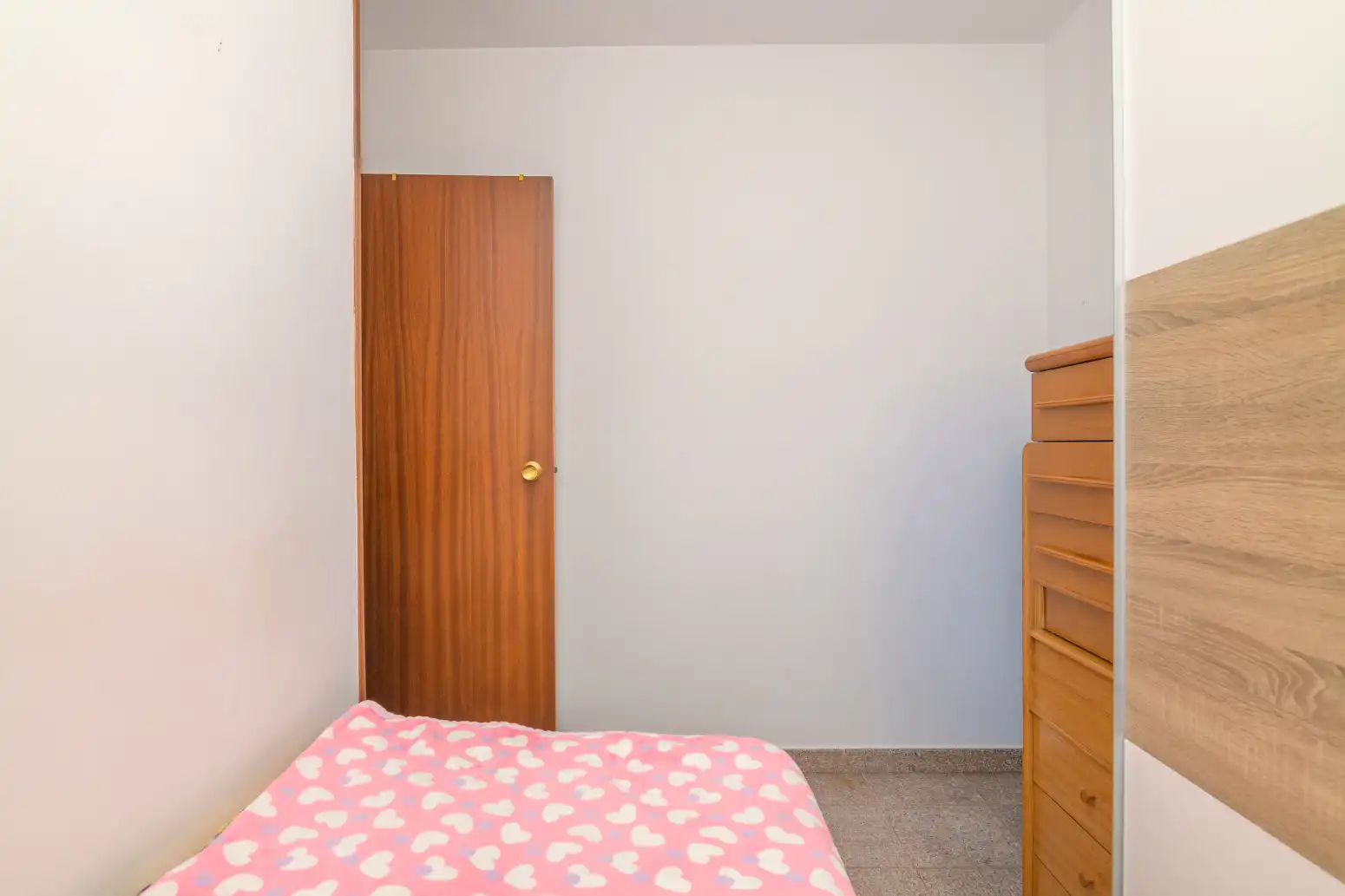 Dormitori de Casa adosada en venda en Sant Boi de Llobregat amb Aire condicionat i Terrassa