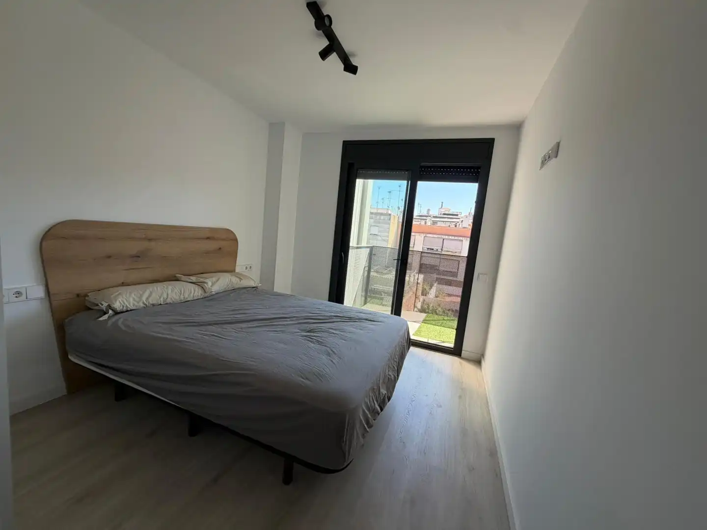 Duplex with terrace for sale in Carrer de Joaquim Rubió i Ors, imagen 3