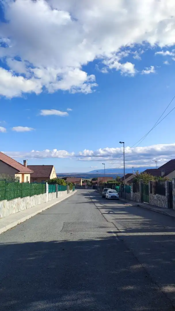 Vista exterior de Residencial en venta en Zarzuela del Monte