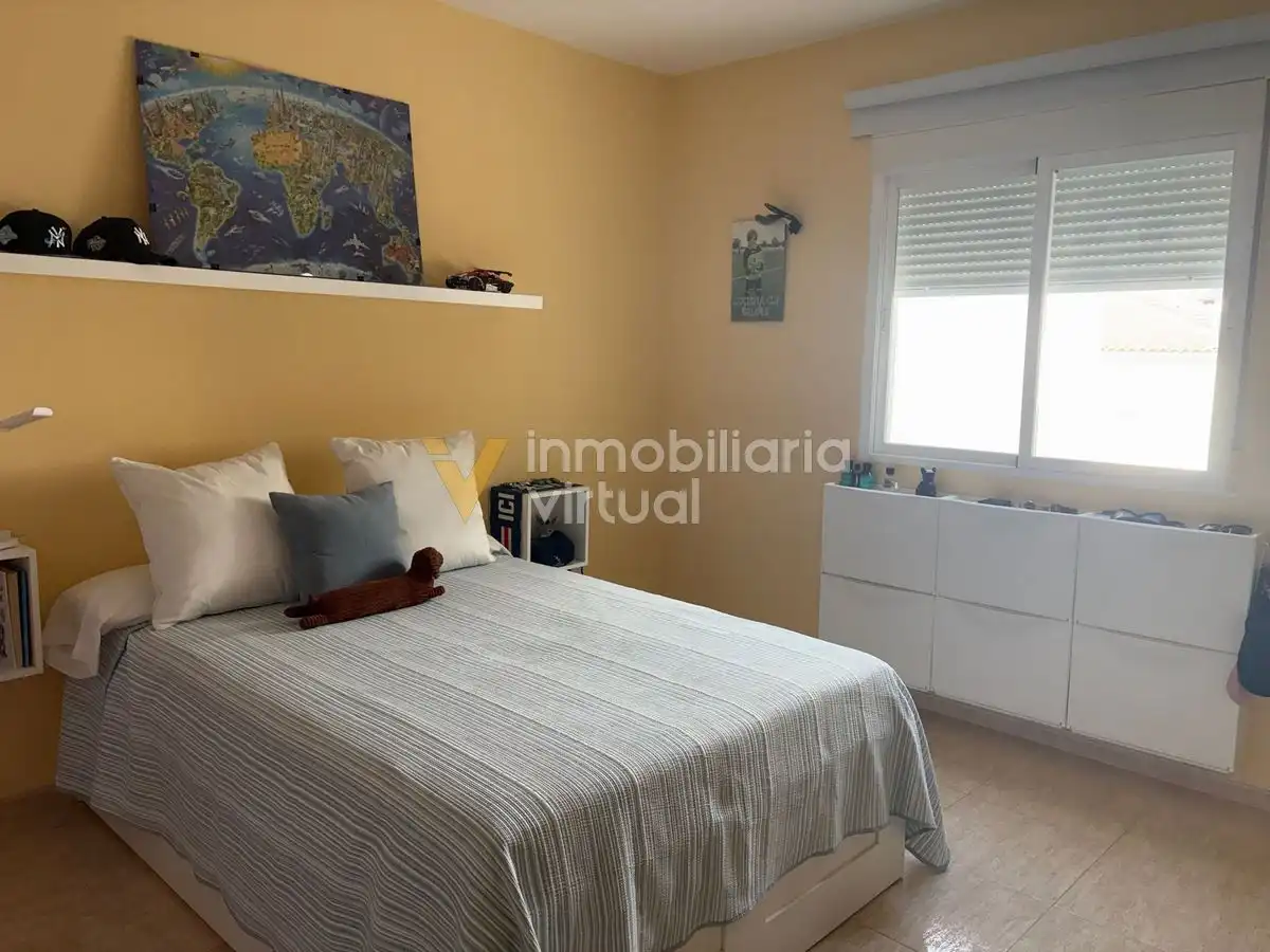 Dormitori de Casa o xalet en venda en Lucena amb Moblat