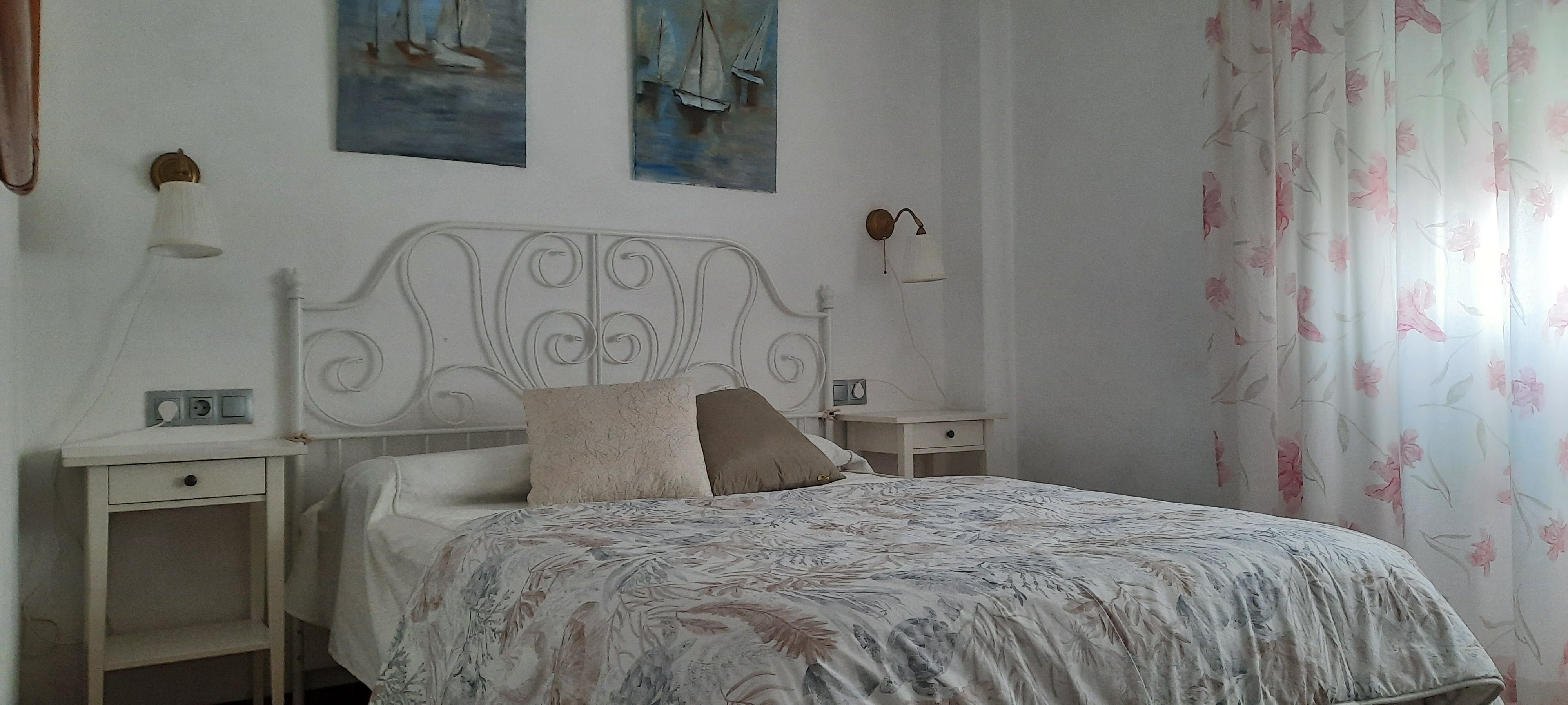 Habitación de Piso en venta en Estepona con Terraza, Amueblado y Horno