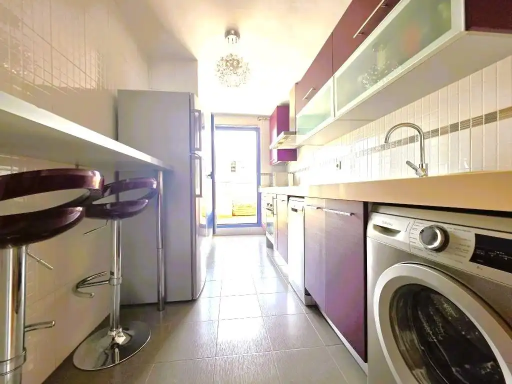 Penthouse with pool to rent in Avenida MARIA VICTORIA ATENCIA, imagen 4