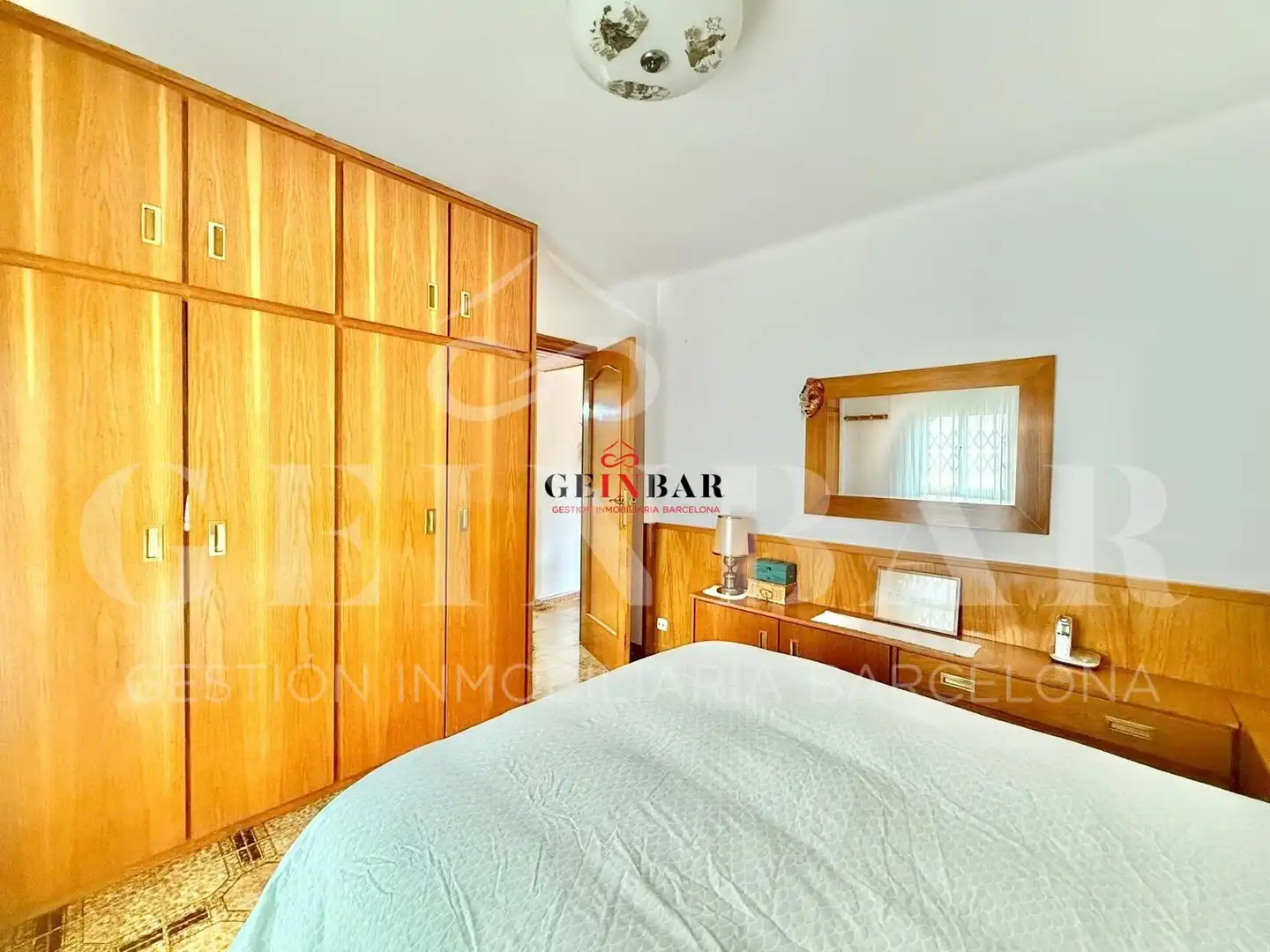 Habitación de Piso en venta en L'Hospitalet de Llobregat con Aire acondicionado, Calefacción y Terraza