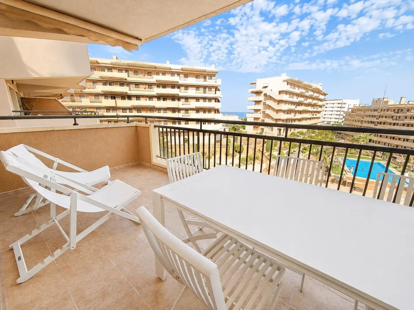 Terrasse von Wohnung zum Verkauf in Elche / Elx mit Klimaanlage, Terrasse und Balkon