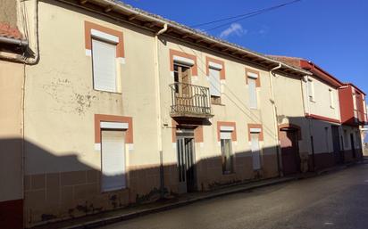 Außenansicht von Haus oder Chalet zum verkauf in Pobladura de Pelayo García