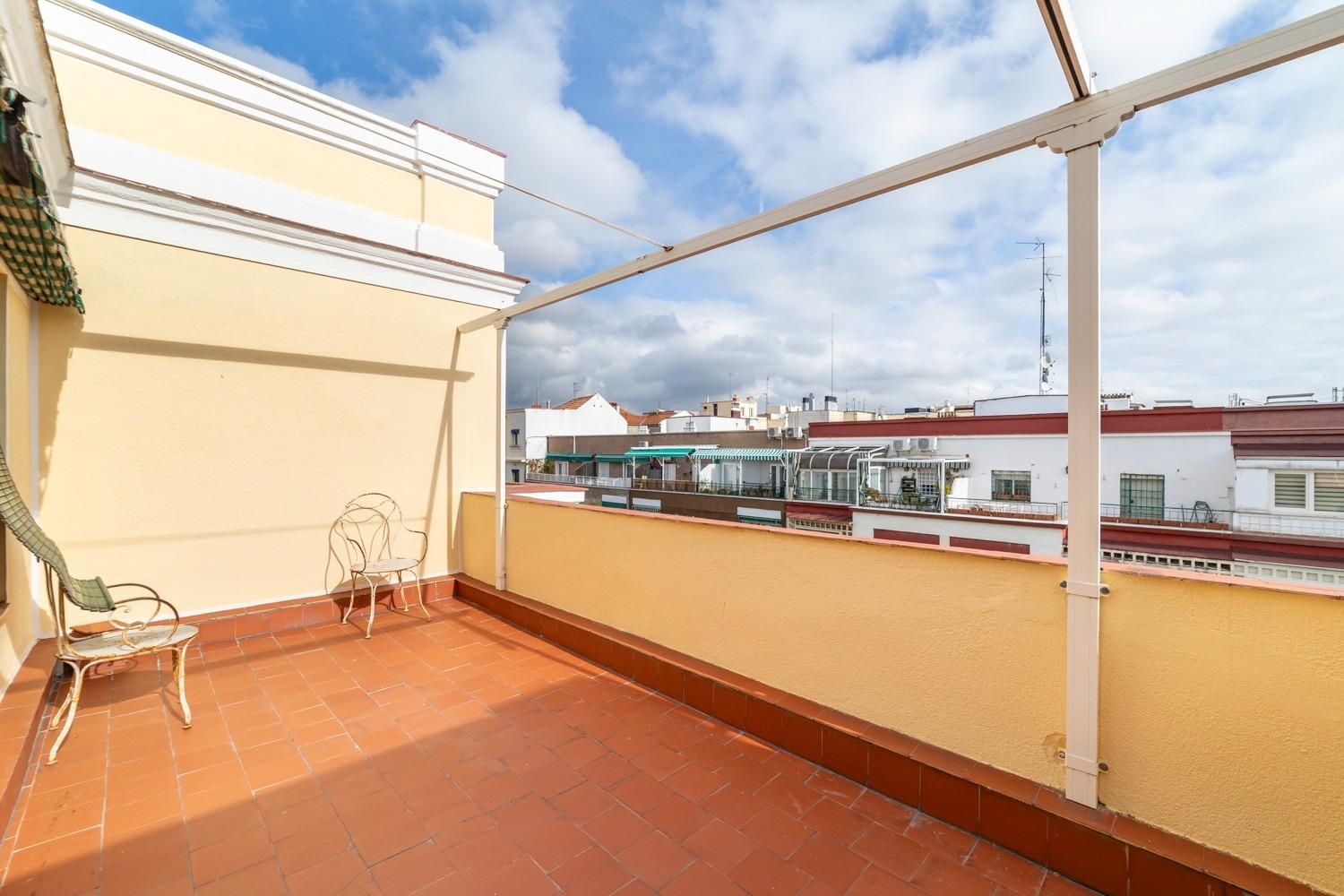 Terraza de Ático en venta en  Madrid Capital con Aire acondicionado, Calefacción y Terraza