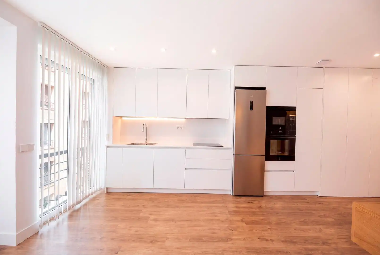Cocina de Estudio de alquiler en Madrid con Aire acondicionado y Calefacción