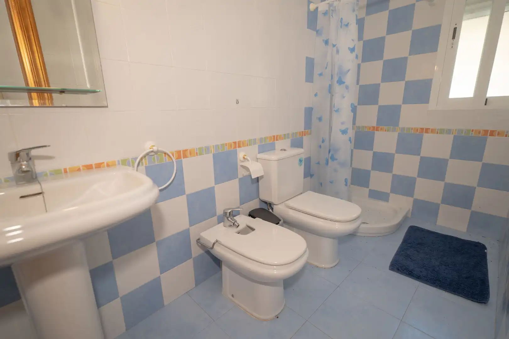 Badezimmer von Einfamilien-Reihenhaus zum Verkauf in Albuñol mit Terrasse, Möbliert und Balkon