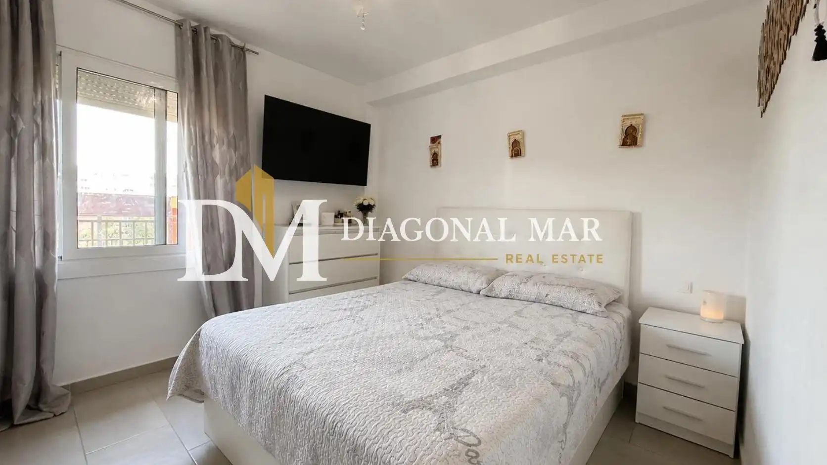 Habitación de Piso en venta en Sant Adrià de Besòs con Aire acondicionado, Amueblado y Balcón