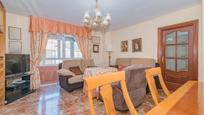 Living room of Flat for sale in  Granada Capital