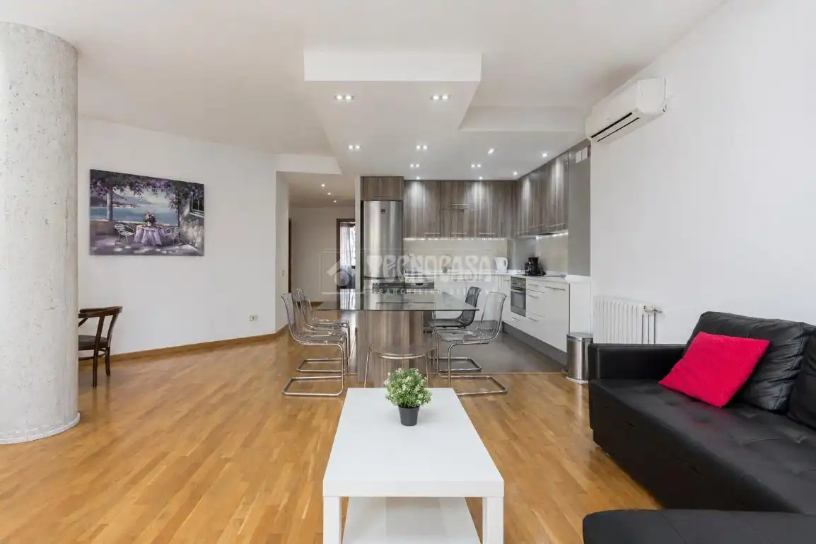 Cocina de Piso en venta en Barcelona con Aire acondicionado y Balcón
