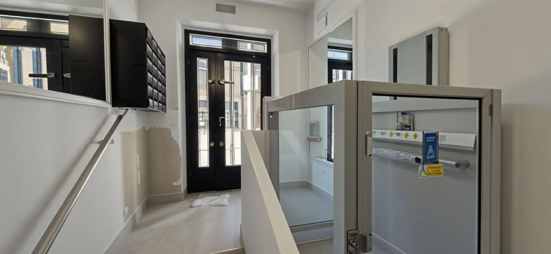 Flat for sale in Madrid  with Air Conditioner, Heating and Terrace