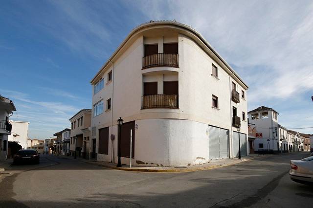 Local comercial en Venta en Residencial Triana - Barrio Alto