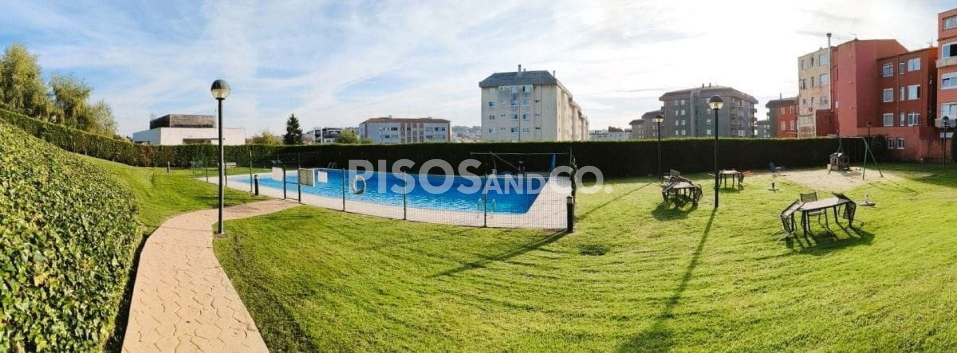 Piscina de Pis en venda en Culleredo amb Calefacció, Terrassa i Traster