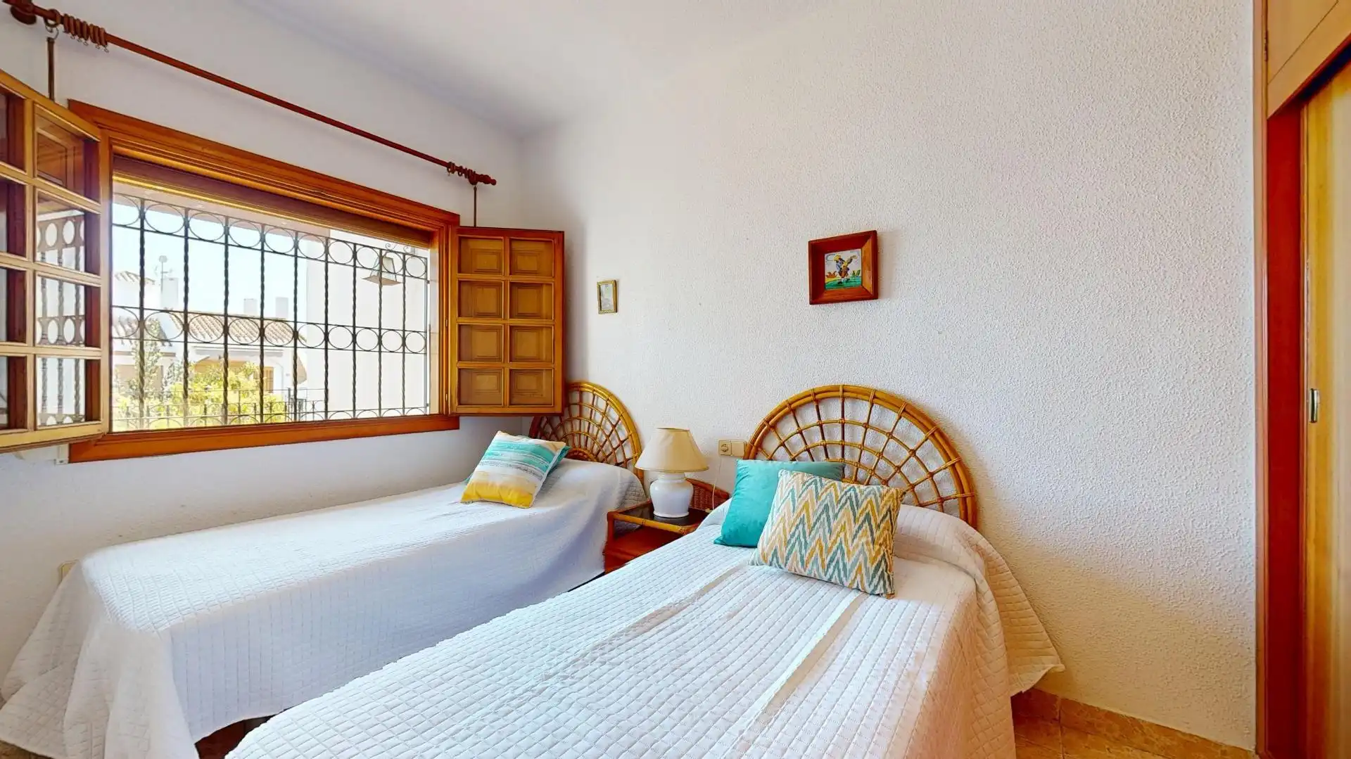 Habitación de Casa adosada en venta en Pilar de la Horadada con Terraza, Amueblado y Balcón