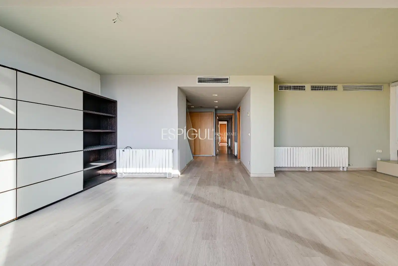 Living room of Attic for sale in Girona  with Air Conditioner, Heating and Terrace