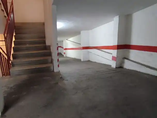 Parkplatz von Garage zur Miete in Almazora / Almassora