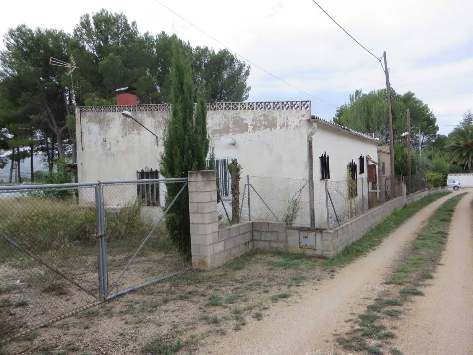 Vista exterior de Pis en venda en Ontinyent