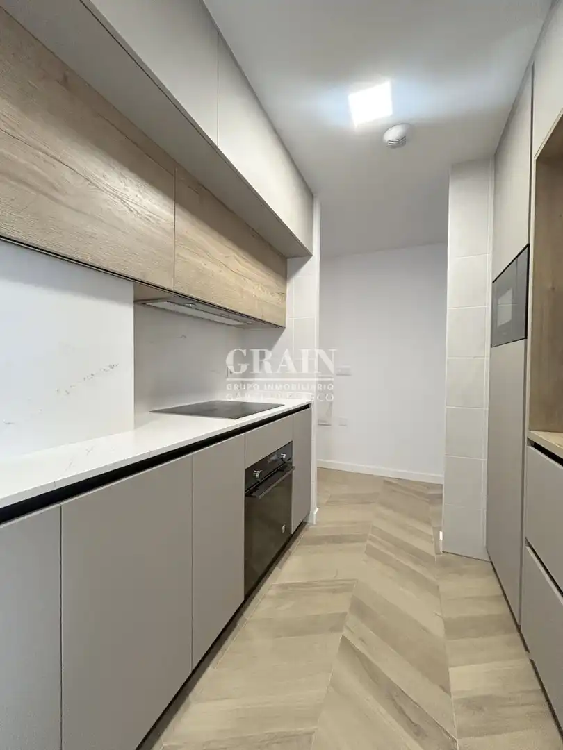 Cocina de Piso de alquiler en Albacete con Calefacción, Terraza y Piscina