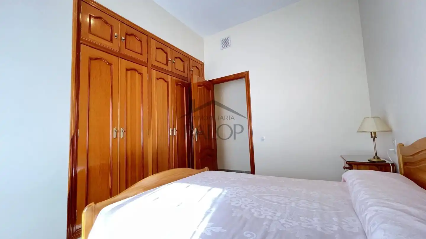 Habitación de Finca rústica en venta en Carcaixent con Jardín privado, Terraza y Trastero