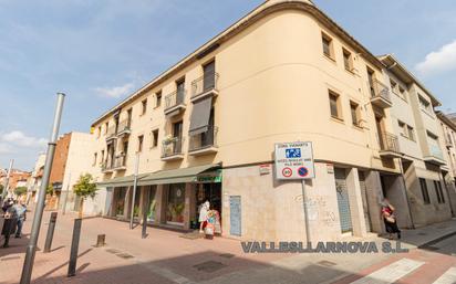 Exterior view of Flat for sale in Mollet del Vallès  with Air Conditioner and Balcony