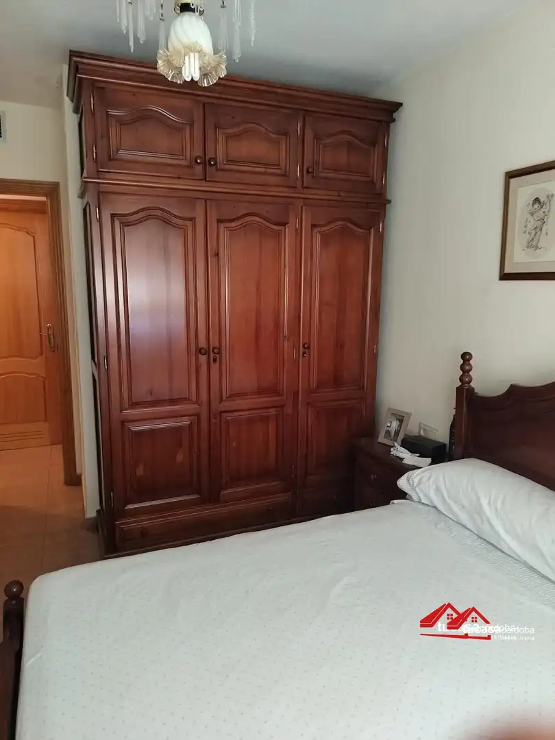 Bedroom of Flat for sale in Córdoba  with Air Conditioner and Balcony