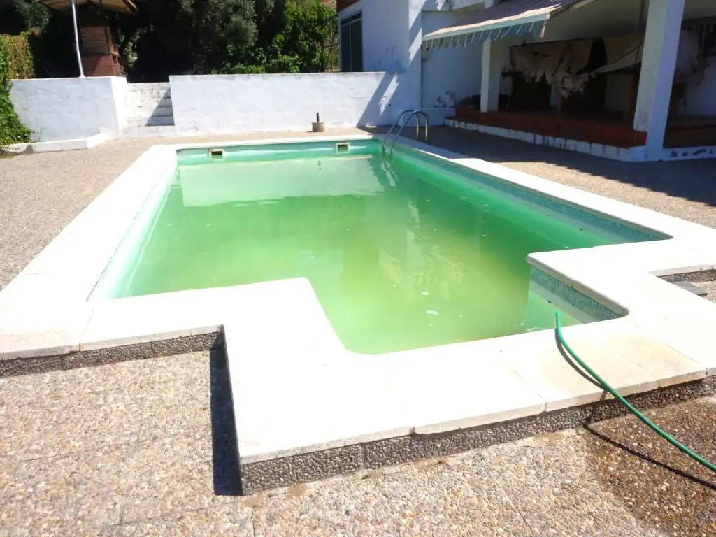 Swimming pool of Houses for sale in Pineda de Mar