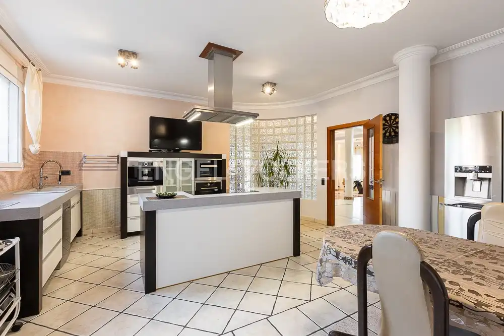 Cocina de Casa o chalet en venta en Carcaixent con Calefacción, Jardín privado y Terraza