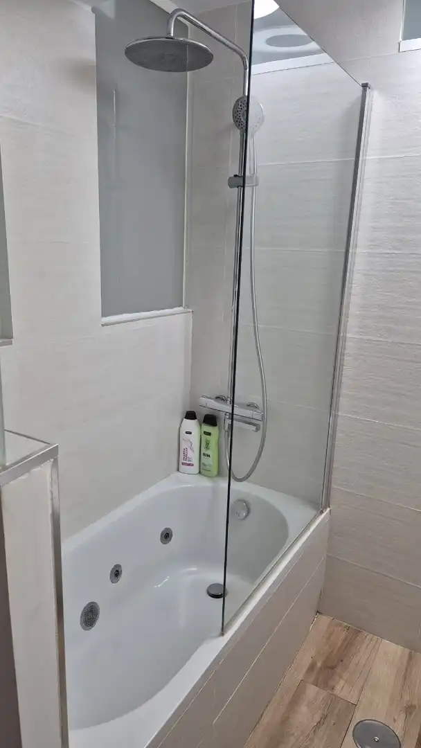 Bany de Apartament de lloguer en Campello pueblo