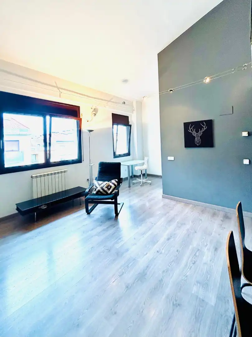 Living room of Duplexes for sale in Girona  with Air Conditioner, Heating and Parquet flooring