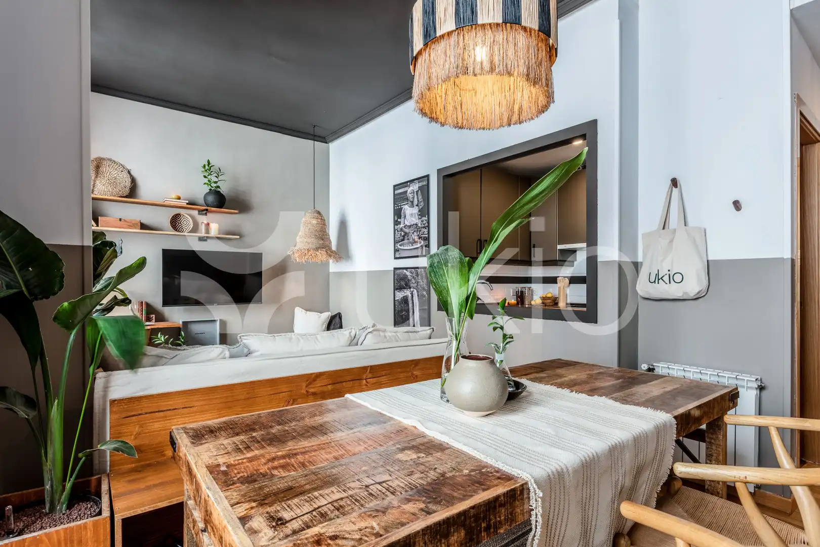 Sala de estar de Apartamento de alquiler en Madrid con Aire acondicionado, Calefacción y Amueblado