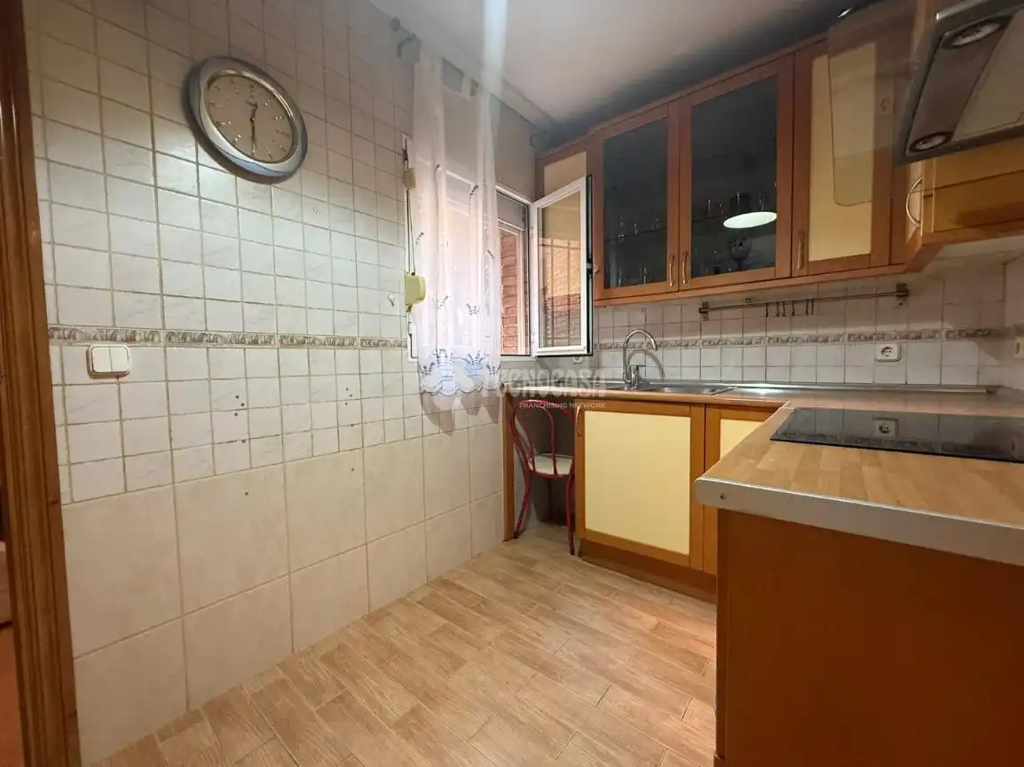 Kitchen of Flat for sale in Alcalá de Henares  with Heating