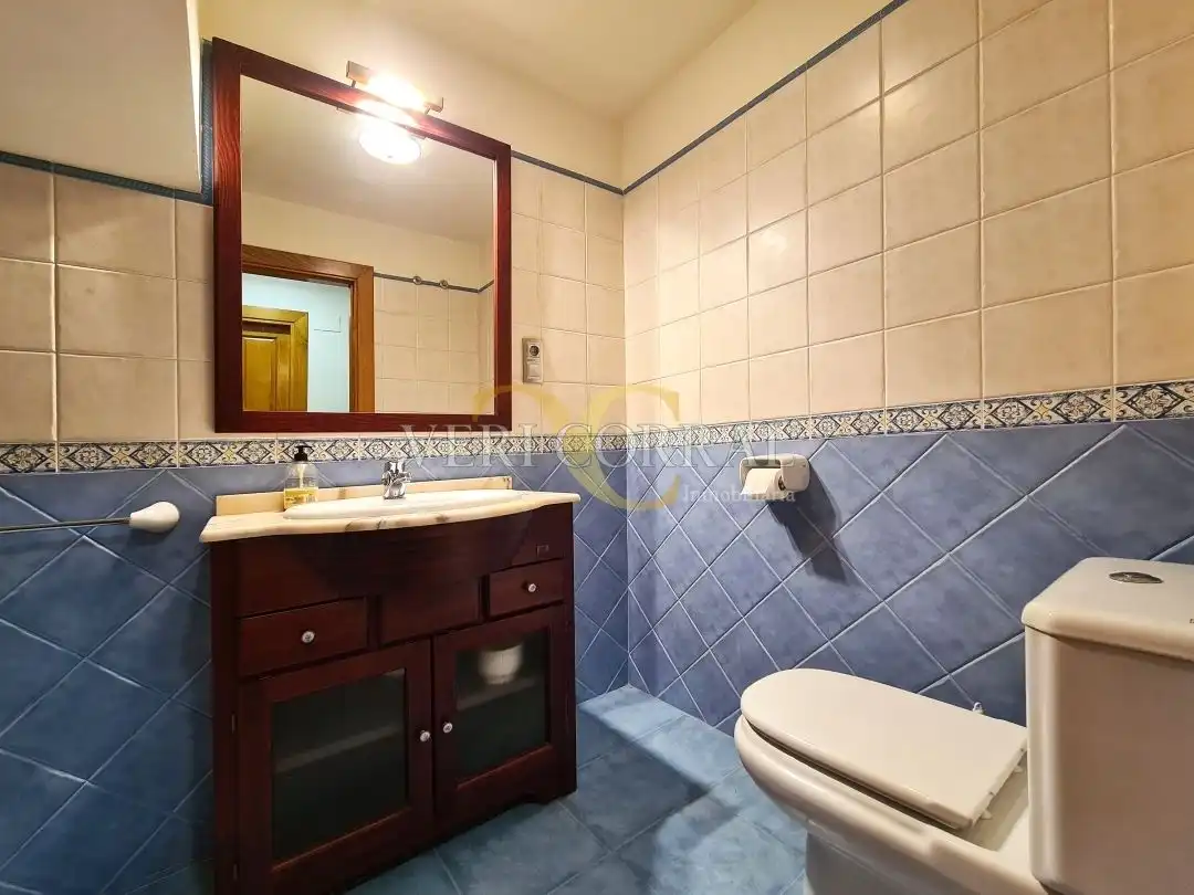 Baño de Casa o chalet en venta en Oviedo  con Calefacción, Jardín privado y Terraza