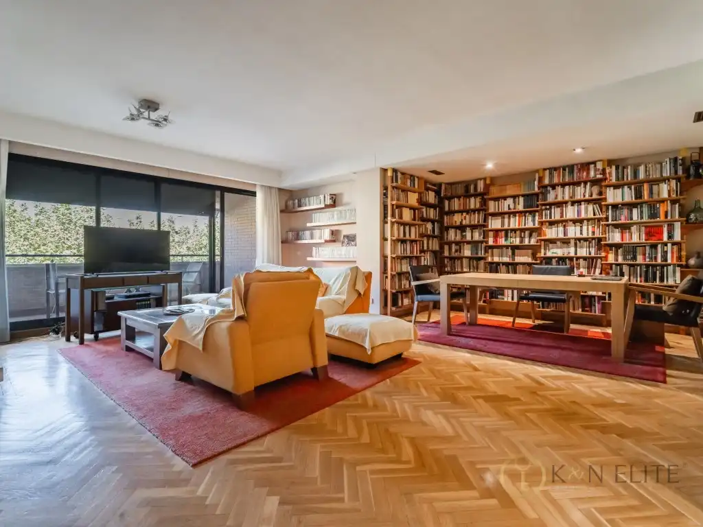 Flat with pool for sale in Calle Tramontana