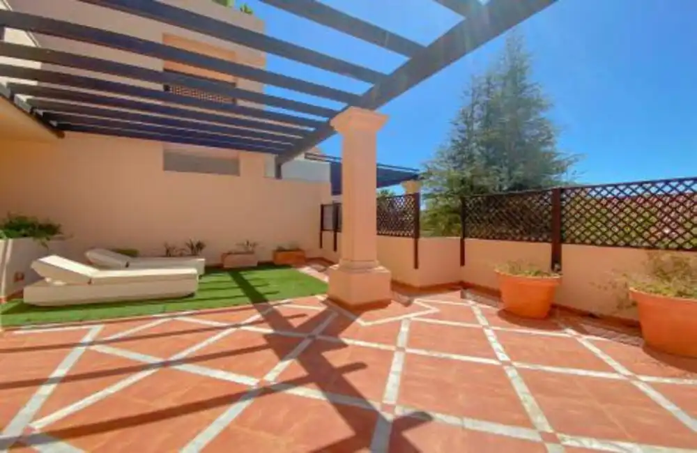 Apartament amb piscina en venda a Nueva Andalucía, imagen 6