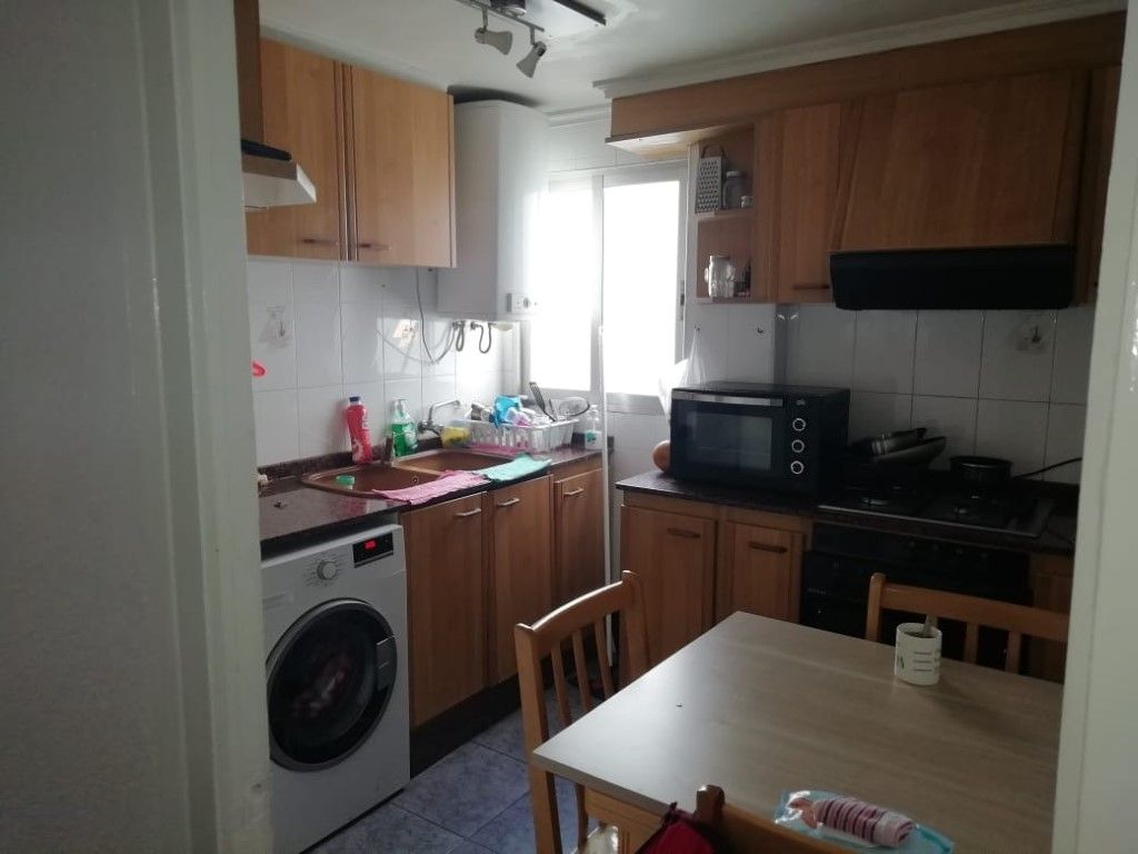 Cuina de Pis en venda en Torrent amb TV i Balcó